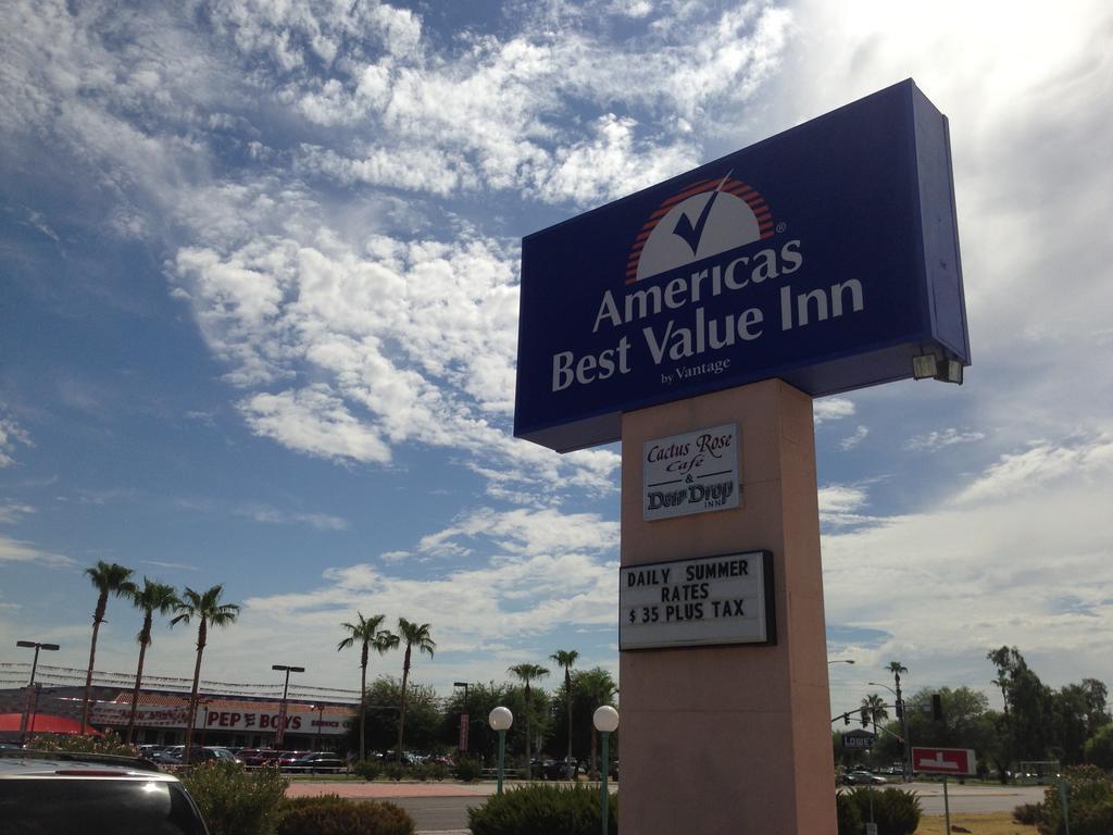 America'S Best Value Inn - Юма Екстер'єр фото